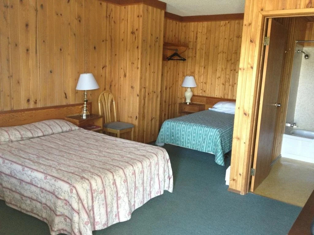 Glacier View Inn