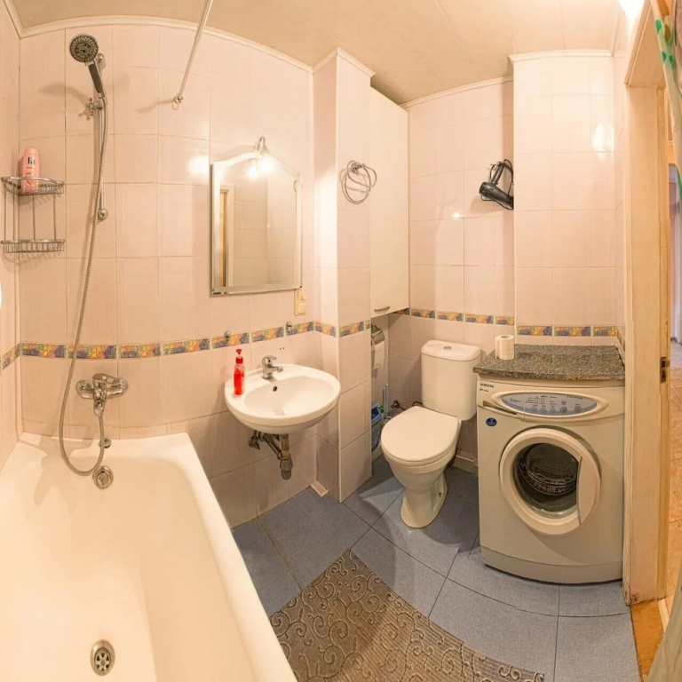 Апартаменты в Киеве, Кловский спуск, 12