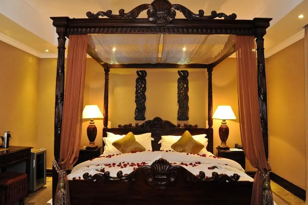 Premier Hotel Anta Boga