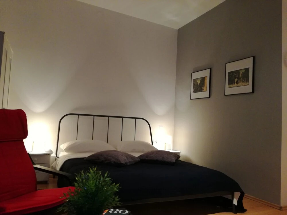 Urban Studio Apartment Adro In The City Center of Zagreb, With Parking