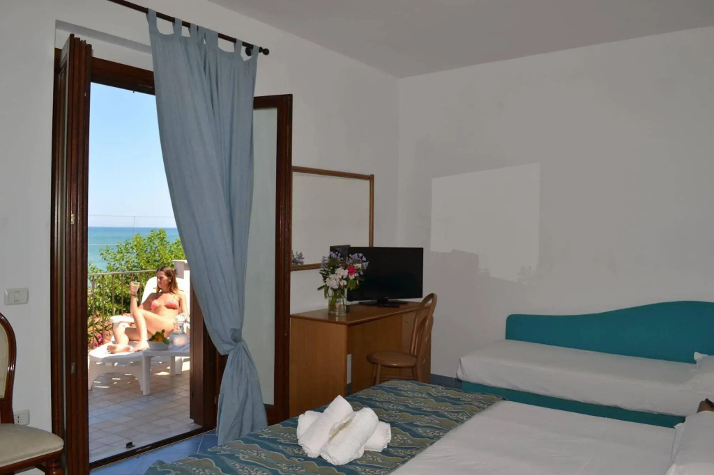 Hotel Villa A Mare