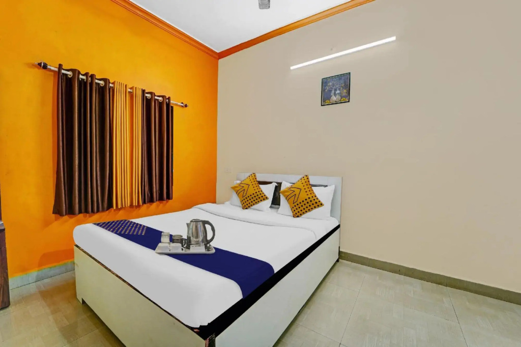 SPOT ON 70096 Hotel Shiv Shilpa