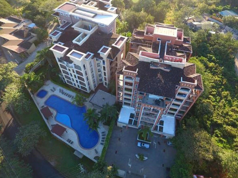 Peninsula 25