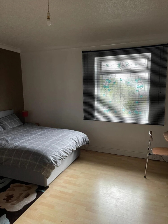 Immaculate 1-bed House in Leeds