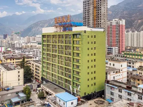 Longnan Hotel
