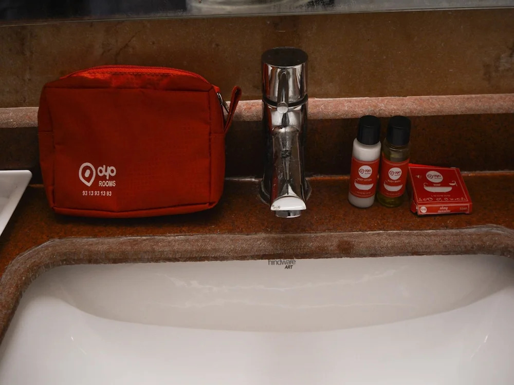 OYO 492 Hotel Janhvi International