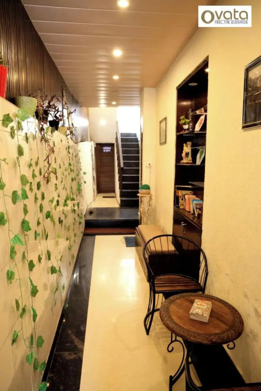 Hotel Himshri Mall Road By Ovata