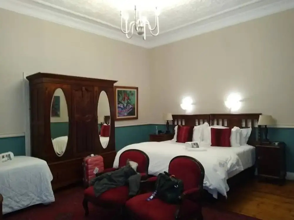 Trinity Motel Entebbe