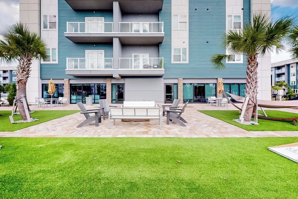 Spacious Apartment w/ All the Comforts of Home