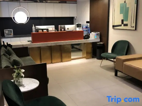 SFeel Designer Hotel (Chengdu Zijing Shenxianshu Yulin)