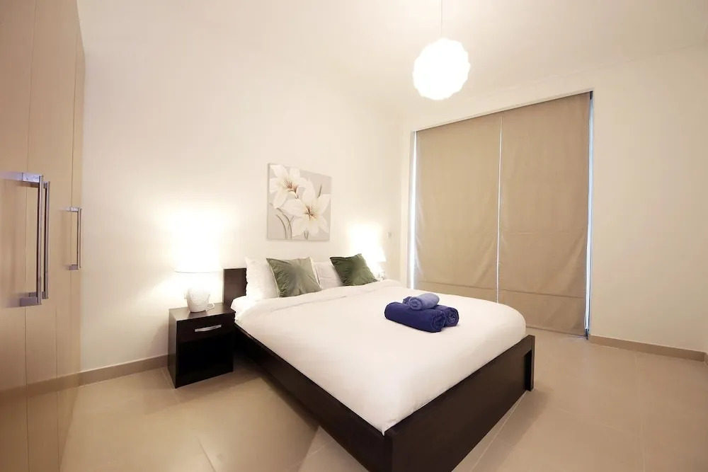 New Arabian Holiday Homes - Burj Vista