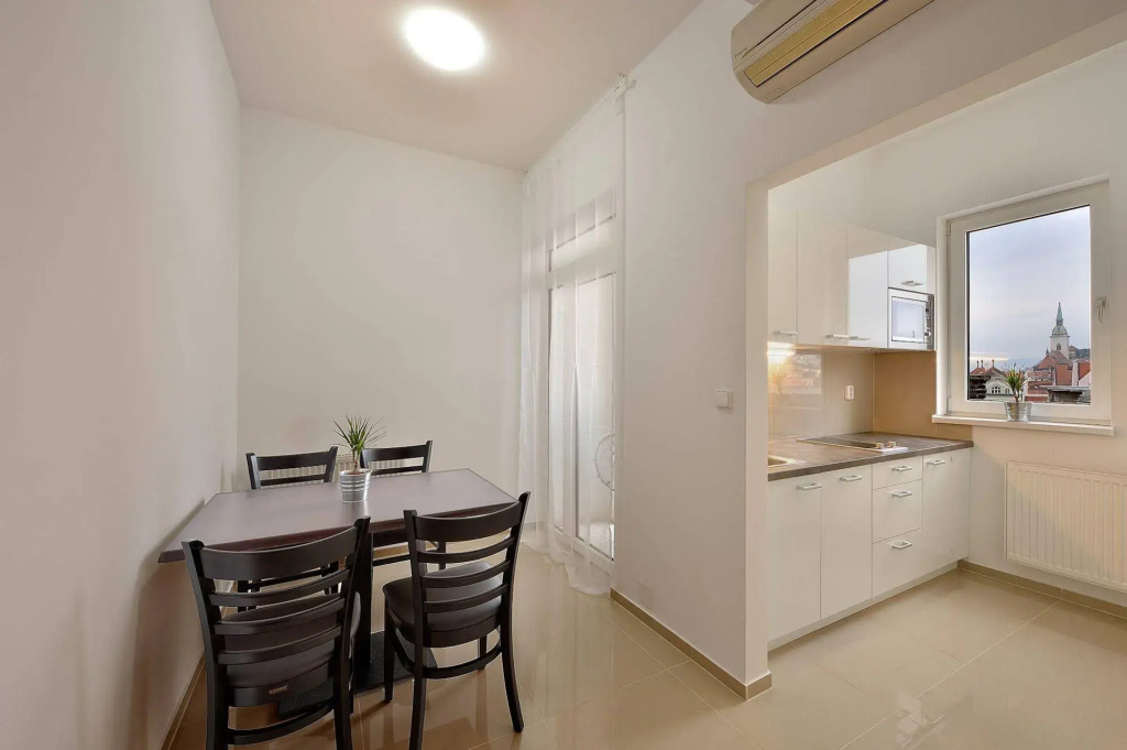 Self check-in apartments by Amber