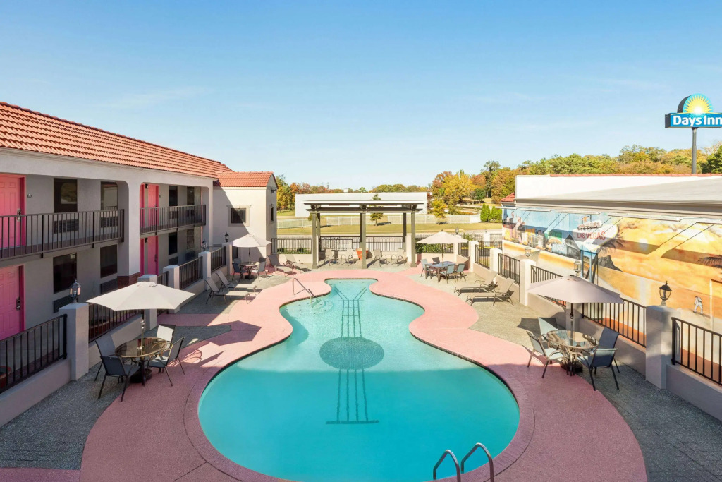 Days Inn by Wyndham Memphis at Graceland