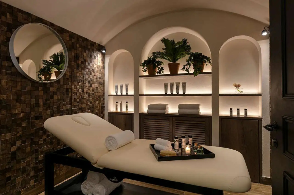 Royal Madeleine Hotel & Spa