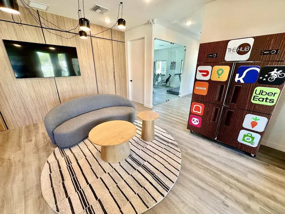 The Hub 3b Close to Disney Gameroom