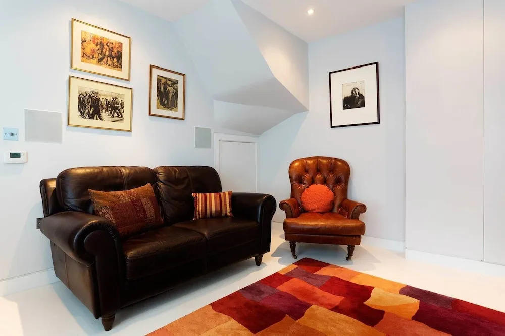 Veeve - Hampstead Contemporary