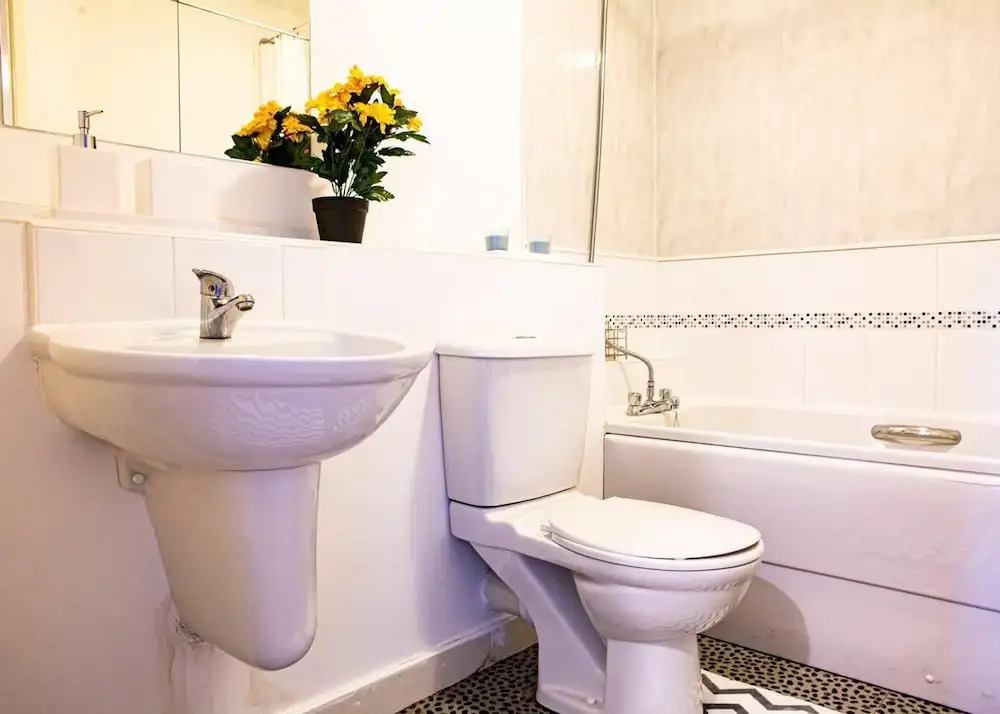 Inviting 2-bed Apartment in Wolverhampton
