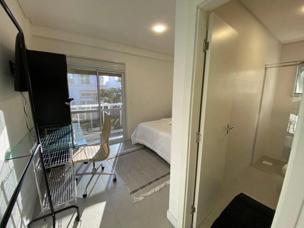 150m Da Praia De Jurere   Excelente Apartamento