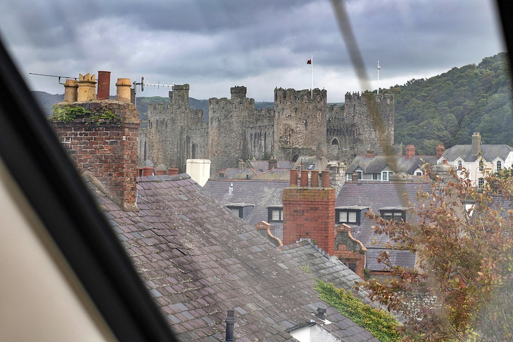 Townhouse in Conwy Near Conwy Castle