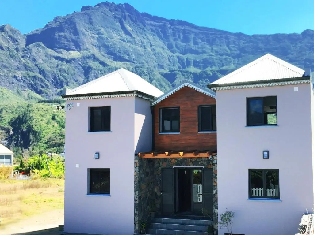La Villa Kazuera