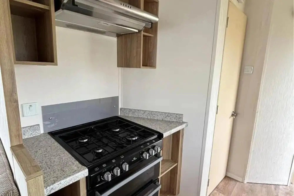 Seaside Caravan Sleeps 5 - Decking, Parking, Pets