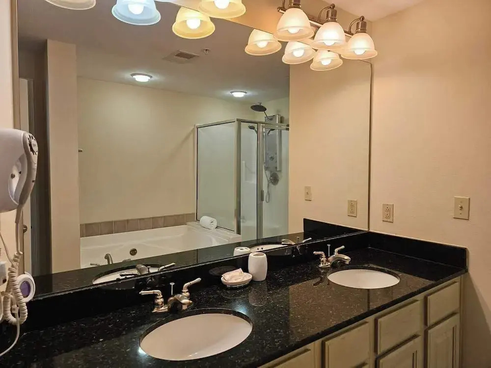Beachview Condo at Legacy Tower 2 -708 - Fully Furnished 2 Bedroom 2 Bathroom