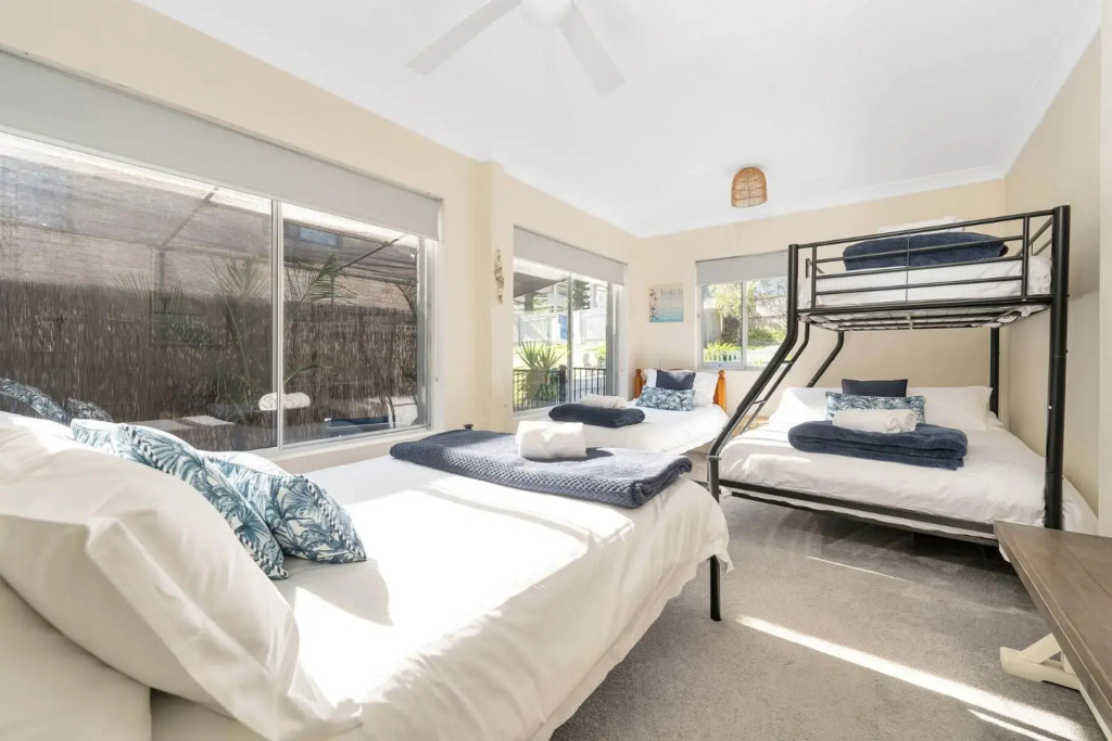 The Rotunda @ Gerroa - Pet Friendly Beachfront