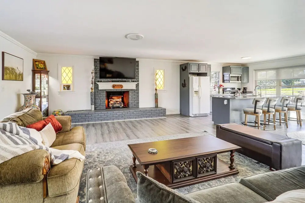Mountain Golf Family Home w/ Deck in Spruce Pine