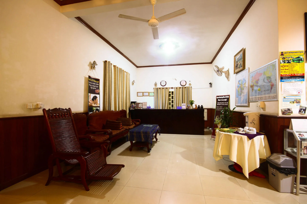 Central Night Hotel
