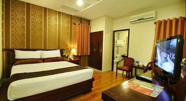 May Flower Hotel