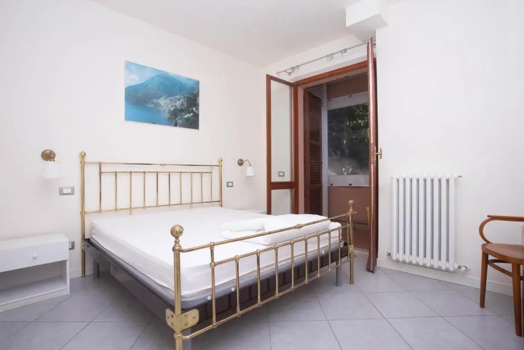 N172 - Numana, Meraviglioso Trilocale Con Giardino