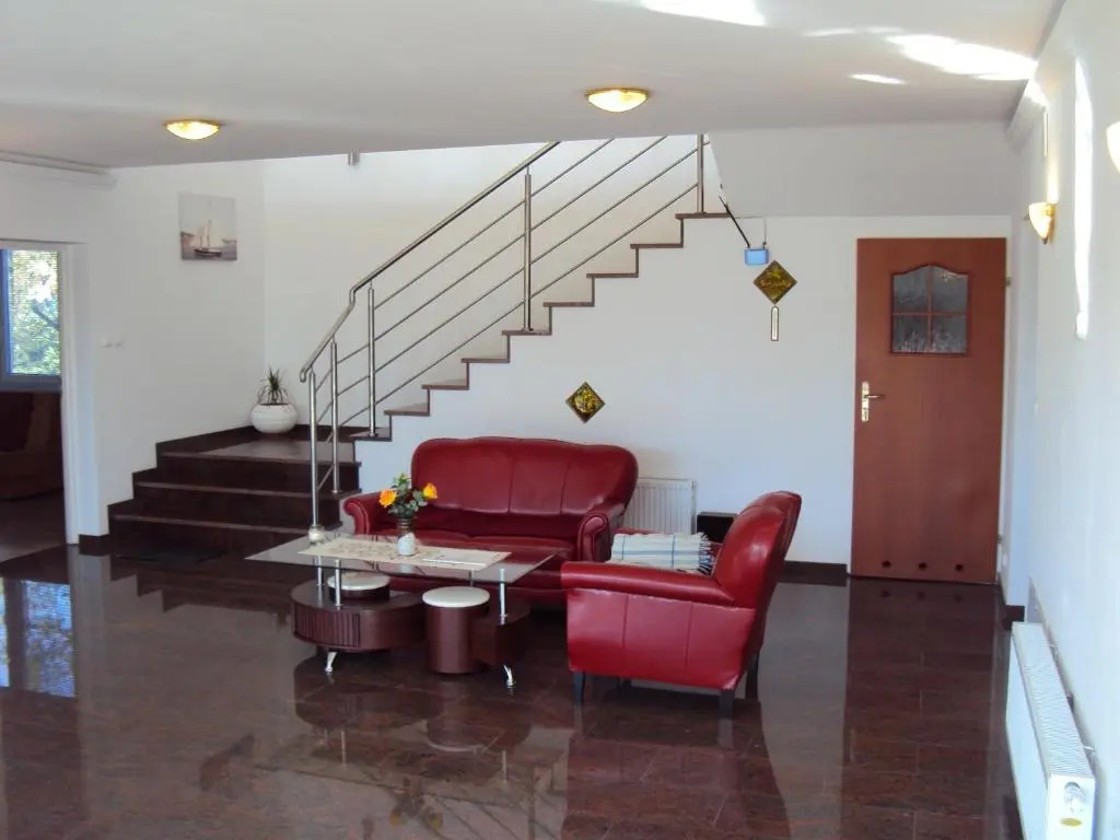 Eugen Apartments