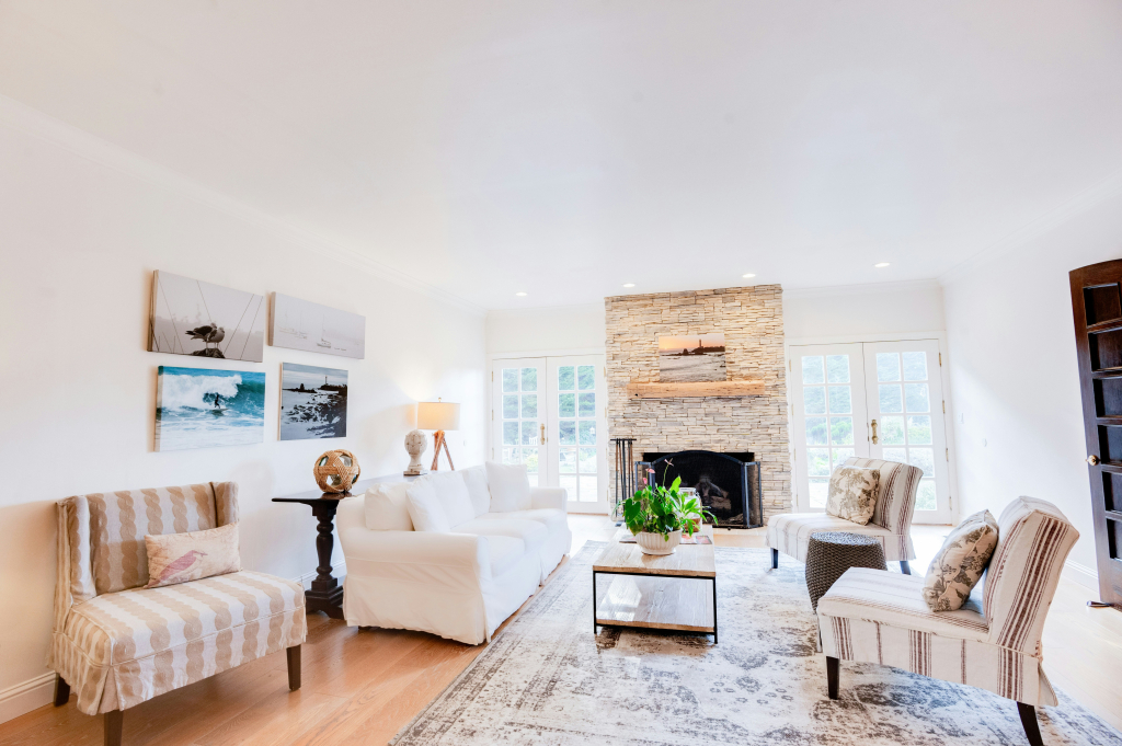 Seal Cove Inn
