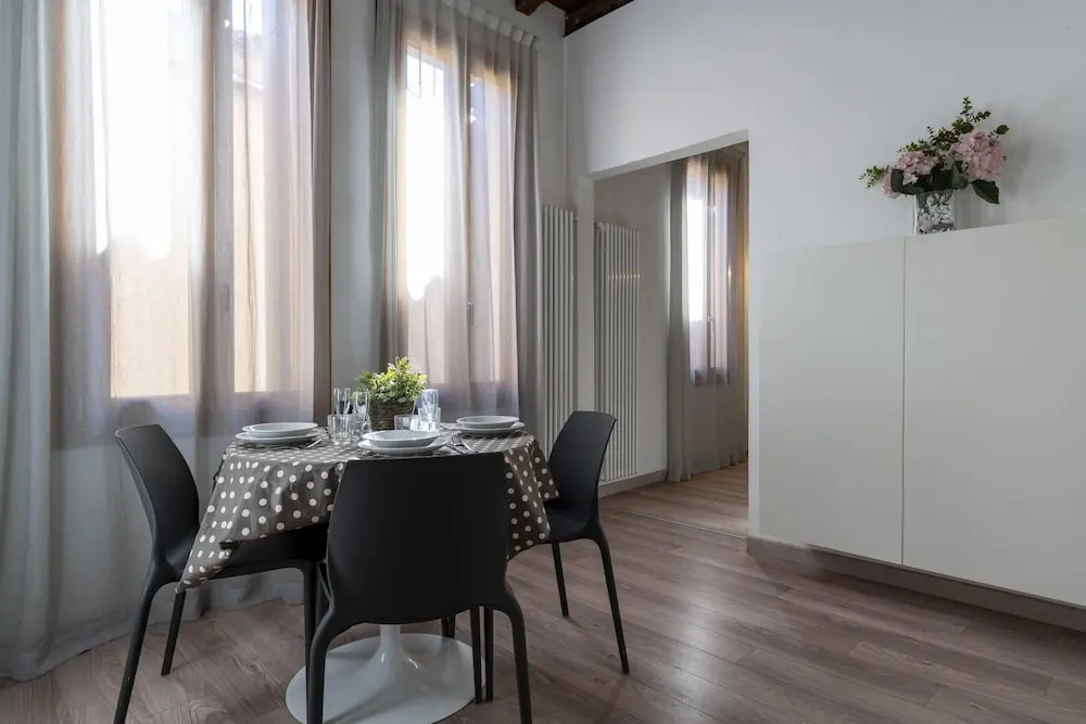 Sea to Sky Apartments by Wonderful Italy