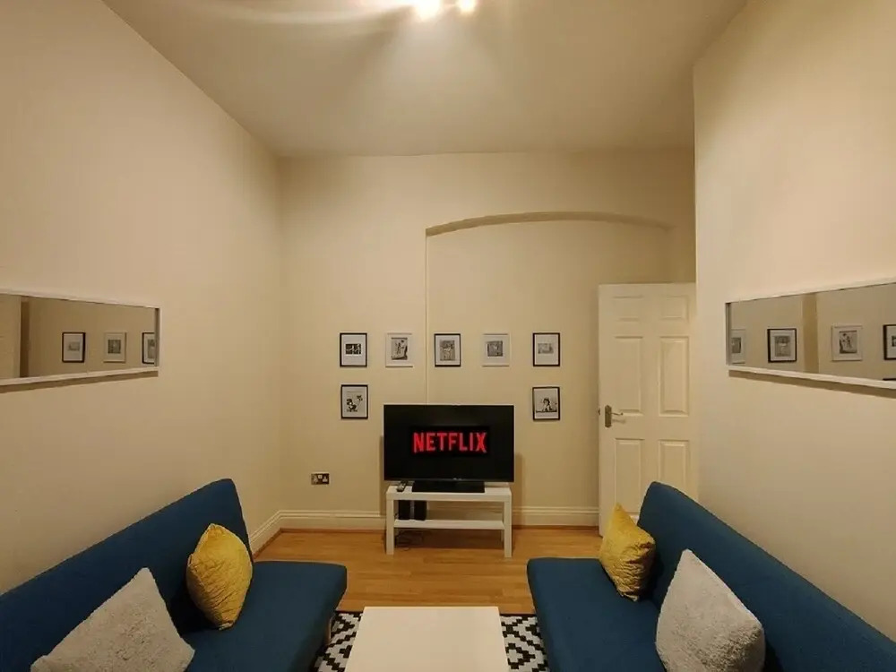 Newhall Street Apartment