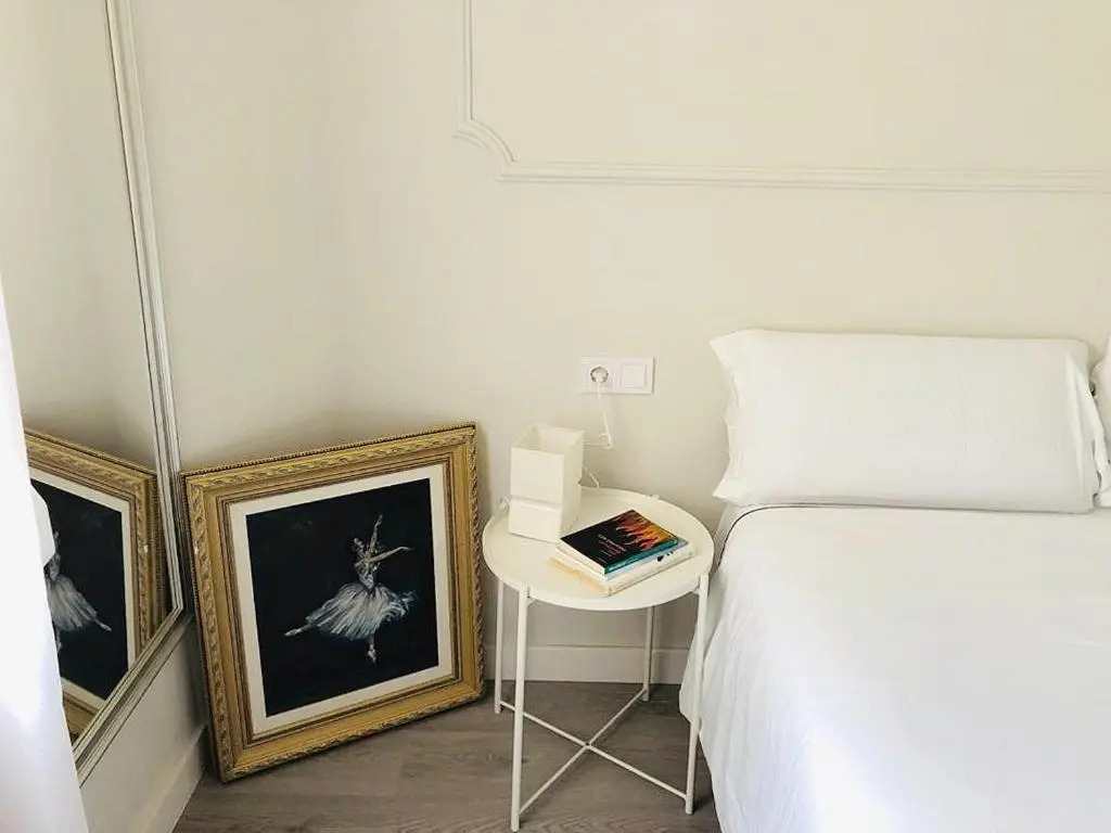 Apartamento a 50 metros de la playa malagueta con vistas al mar