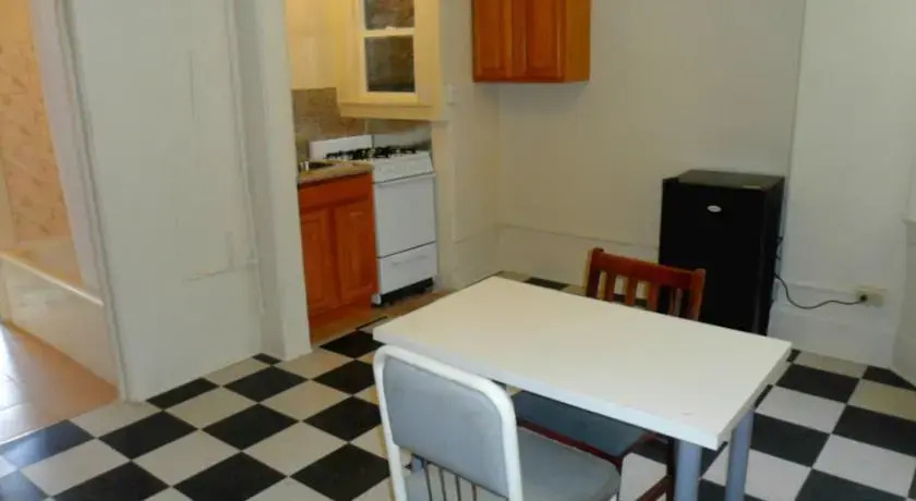 Winston Arms Apartments