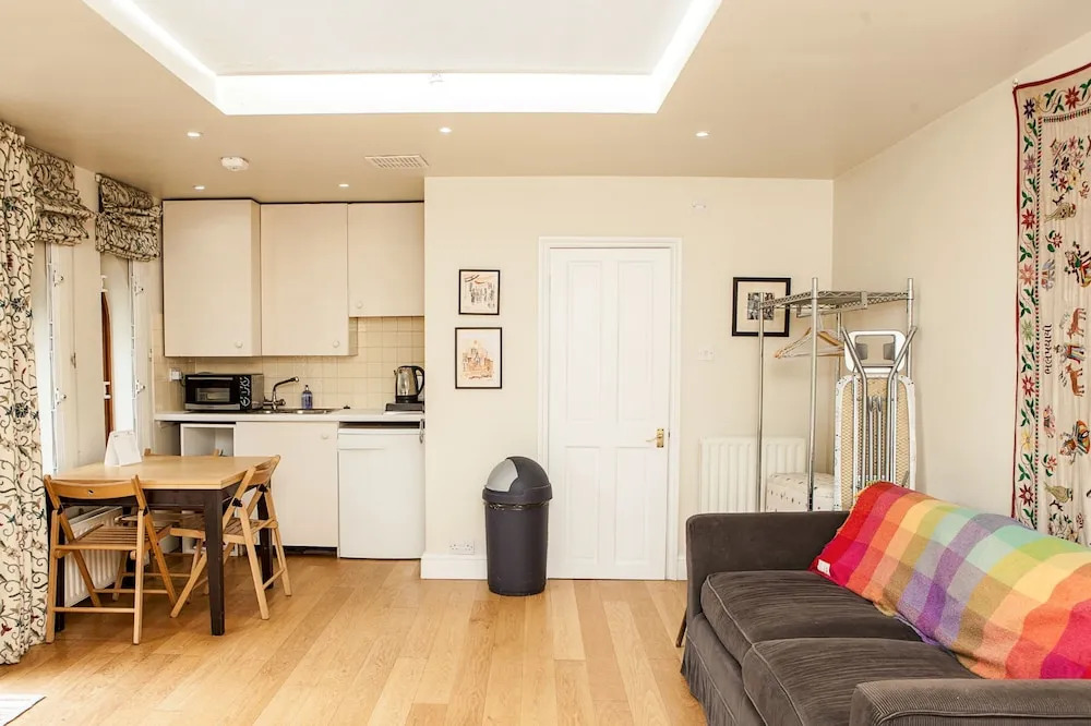 Charming Garden Studio in Shepherd's Bush
