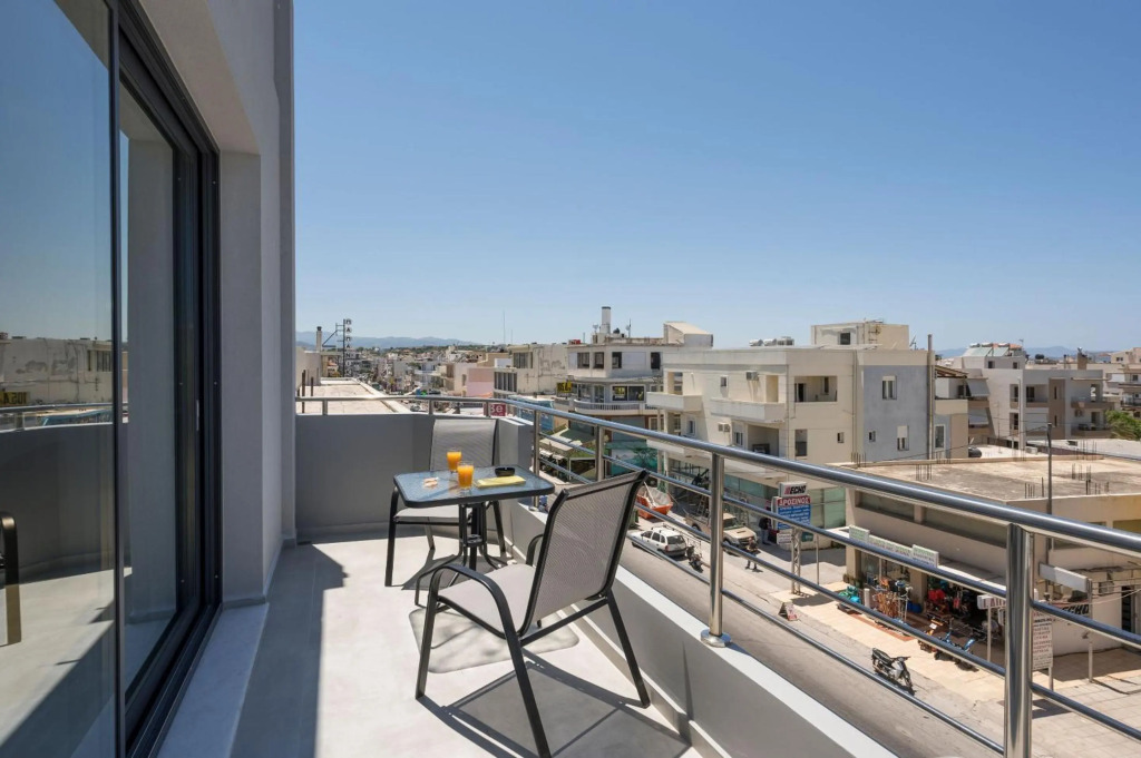 Aromi Apartments