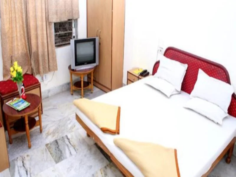 Hotel Neelam Palace
