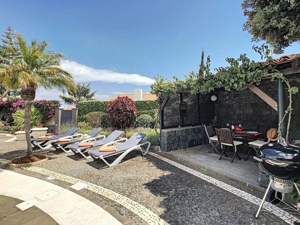 Vila do Vale by MHM