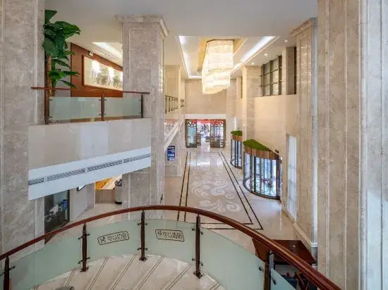 Gao'an Yiman International Hotel (Gao'an Avenue Huading Central City)