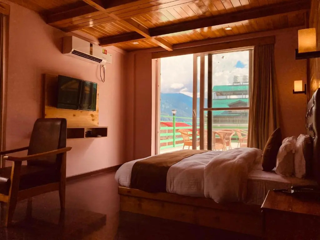 New Vistas Inn - Five Star Luxury Hotel Near Mall Road Manali