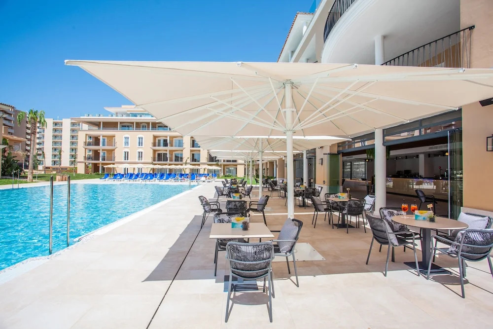 Grupotel Playa de Palma Suites & Spa