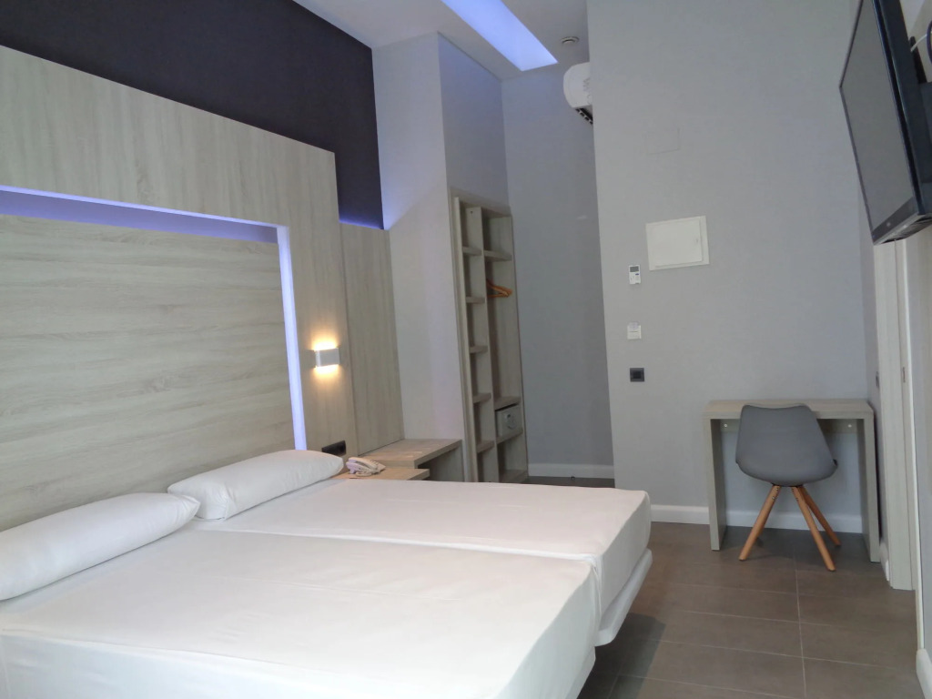 Plaza Goya Rooms
