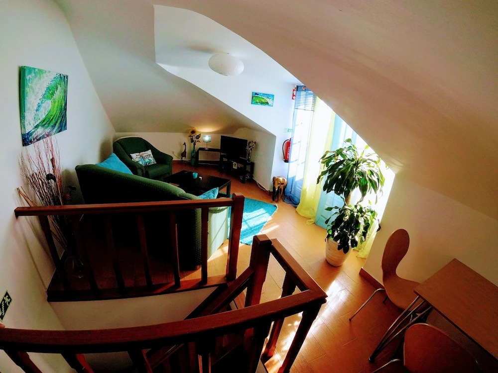 Peniche Surf Lodge 1