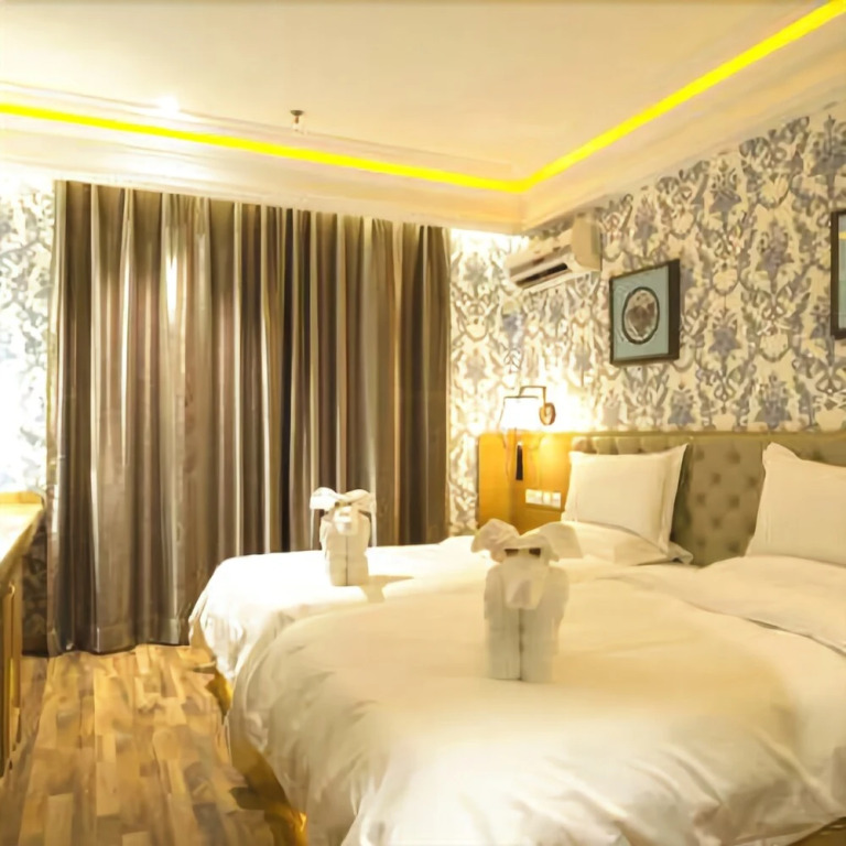 Chinas National Colours Fashion Themed Hotel