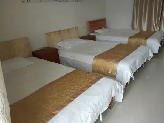 Pingyi Lumeng Inn