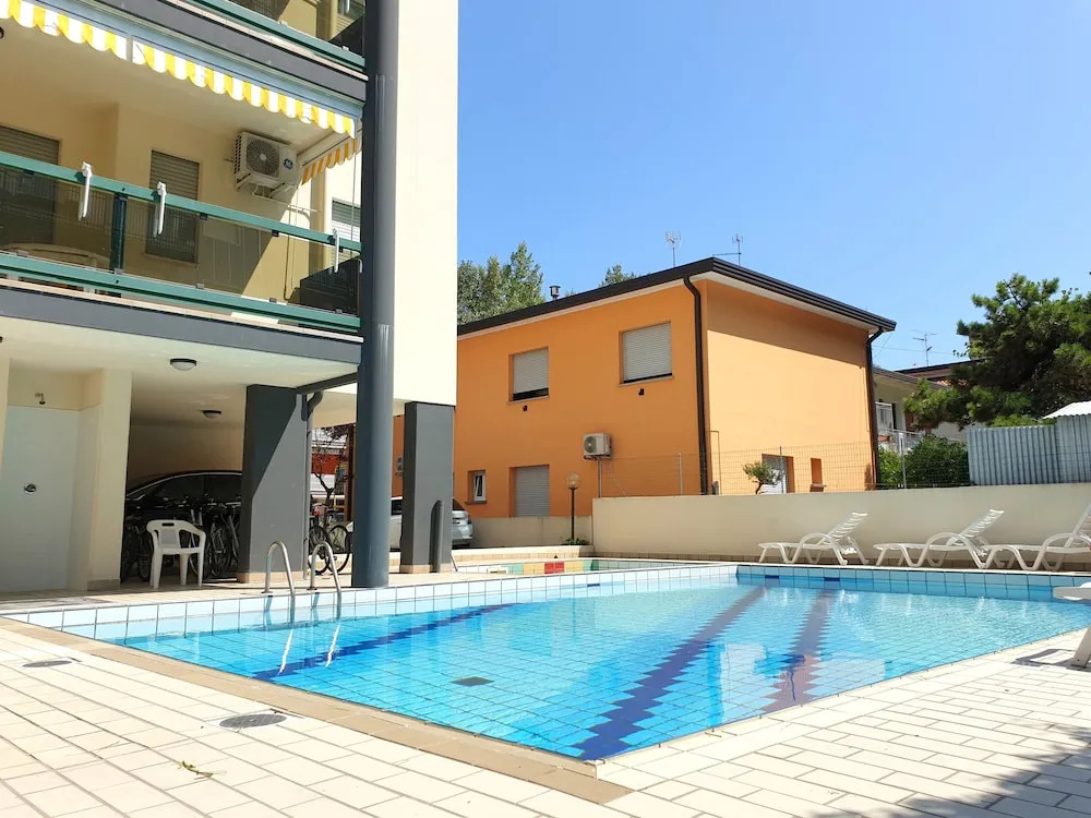Bibione Beach Escape - Flat With Balcony