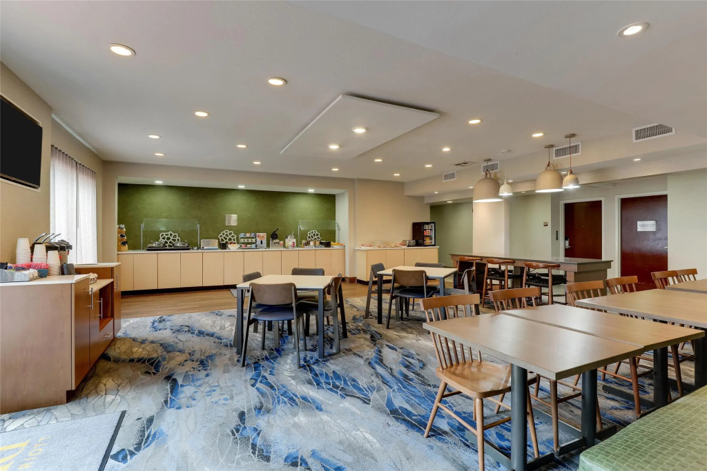 Best Western Plus Las Colinas Inn & Suites